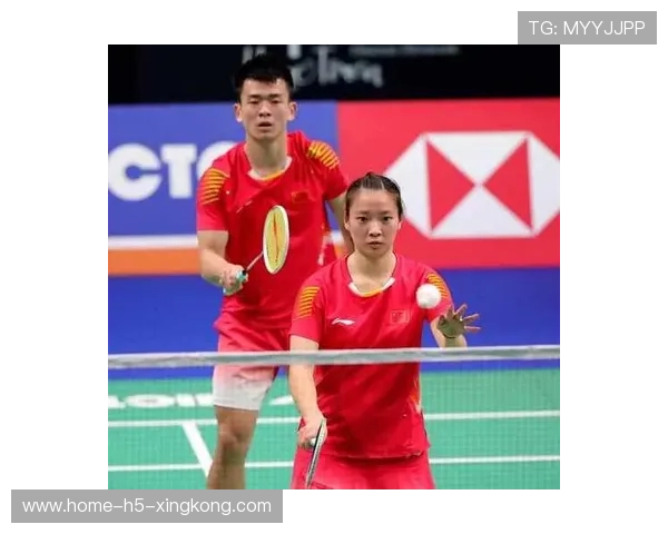 羽球赛混双拦网换位后迅速拿下赛点，致胜秘诀揭秘